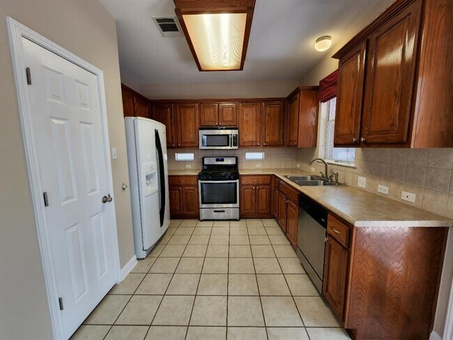 Building Photo - 3777 Gentle Winds Ln