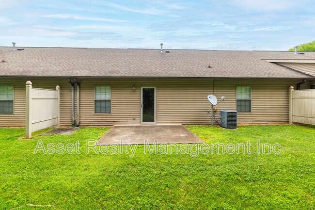 Building Photo - 5104 Cates Bend Way