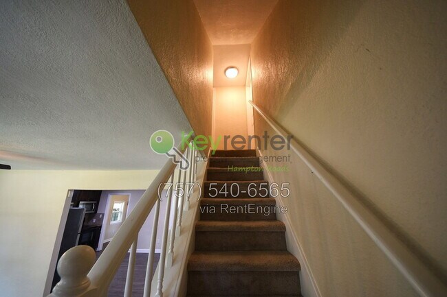 Building Photo - 3742 Atterbury St