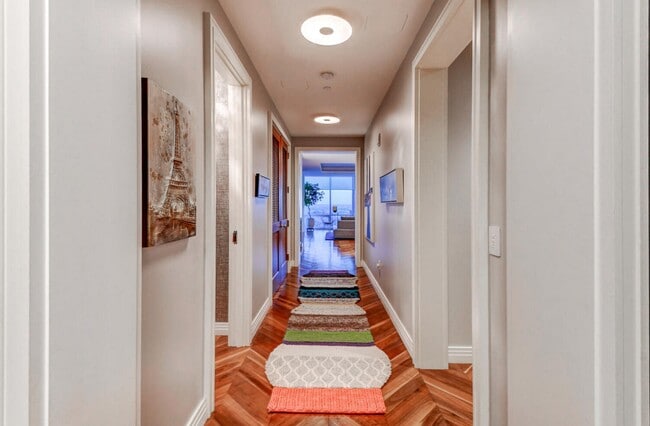 Building Photo - 300 International Drive