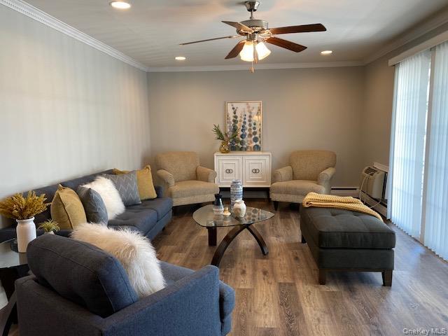 Building Photo - 2 Claire Ct