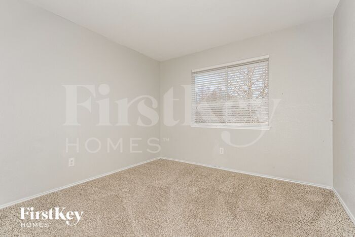 Building Photo - 1716 Trinity Hill