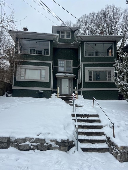 Building Photo - 3671 Vine St