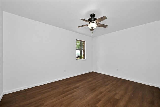 Building Photo - 441 Co Rd 539