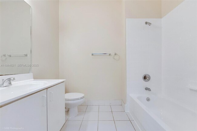 Building Photo - 11084 SW 237th Ln