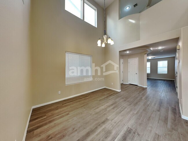 Building Photo - 8440 Walker Gardens Pl