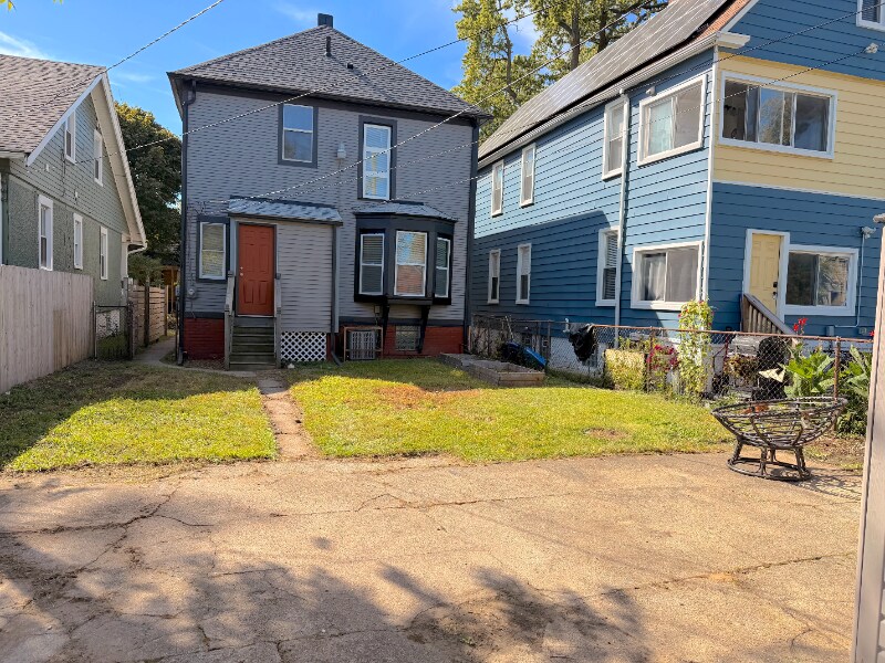 Building Photo - 2426 Beals St