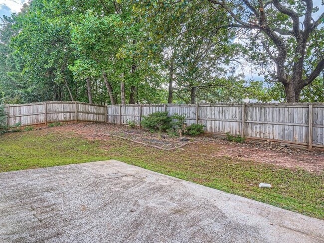 Building Photo - 2817 Manor Glen Ln NW