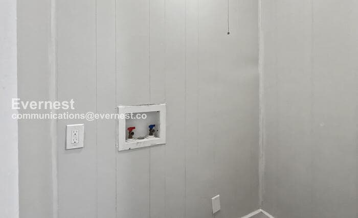 Building Photo - 1528 34th St Ensley