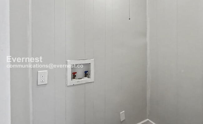 Building Photo - 1528 34th St Ensley