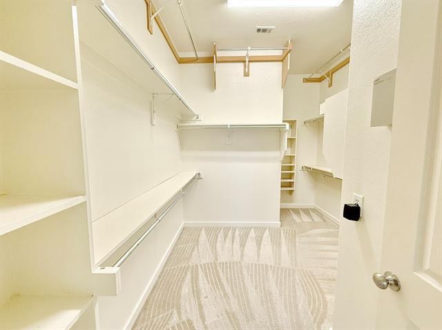 Building Photo - 10801 Sexton Dr