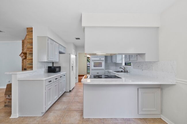 Building Photo - 17406 Bobcat Trail