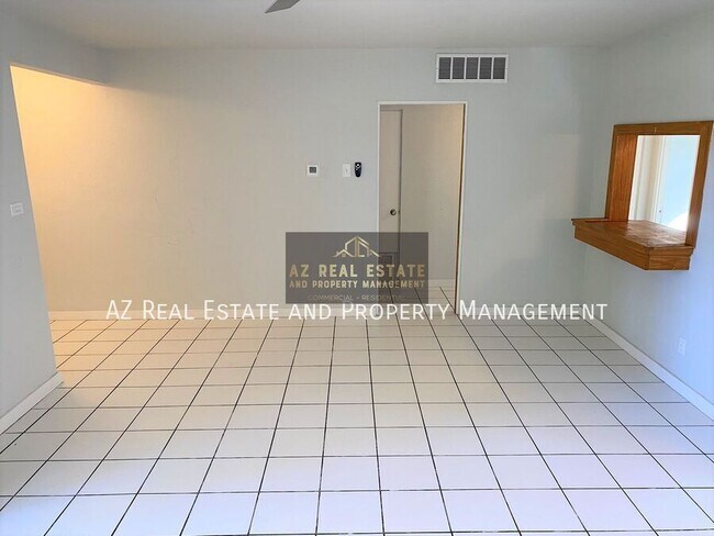 Building Photo - 3401 N 17th Ave