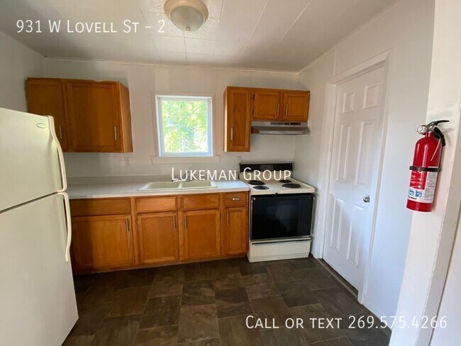 Building Photo - 931 W Lovell St