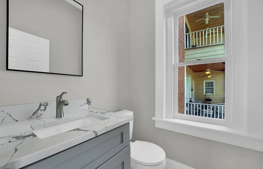 Building Photo - 507 W Washington St