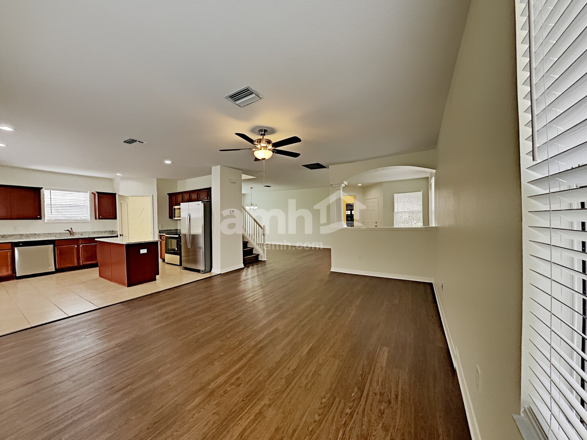 Building Photo - 9848 Edmonton Dr