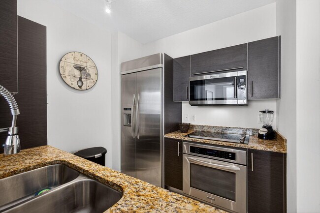 Building Photo - 550 Okeechobee Blvd