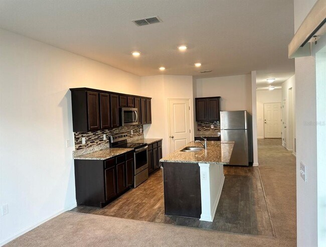 Building Photo - 896 Orchid Grove Blvd