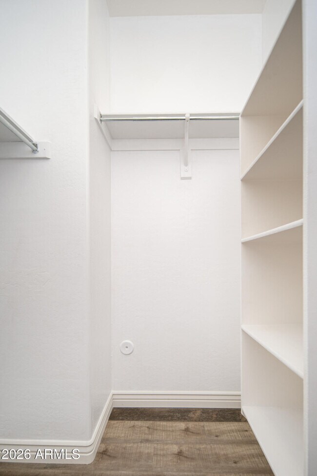 Building Photo - 20377 W Shadow St