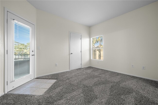 Building Photo - 8250 N Grand Canyon Dr