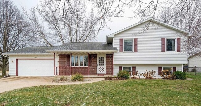 Primary Photo - 2801 Ruschfield Dr