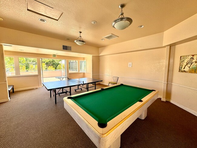 Building Photo - Spacious 2B/2BA Rancho Bernardo Condo with Balcony, W/D & Pool Access