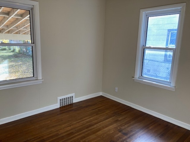 Building Photo - 115 W 13th St