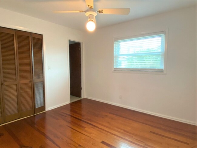 Building Photo - Beautiful Beachside 2 Bedroom Home!