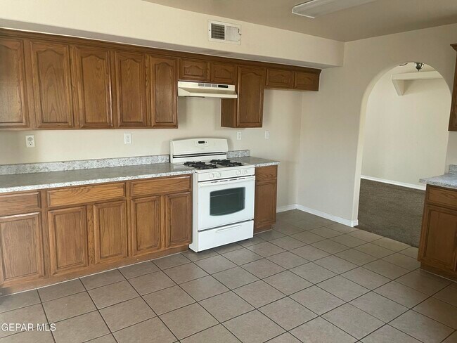 Building Photo - 1513 Prickley Pear Dr