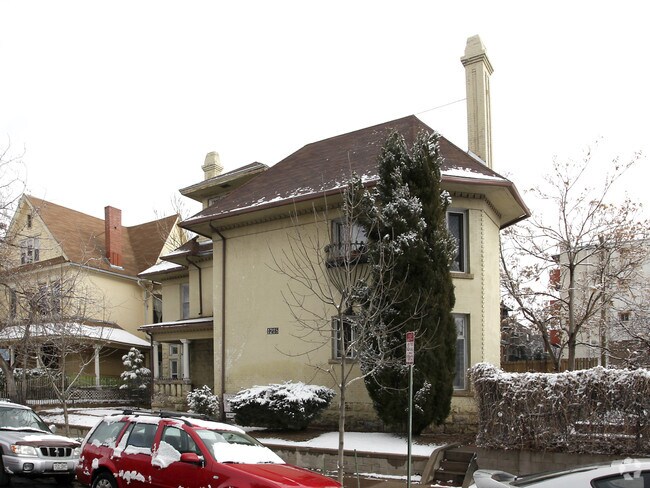 Building Photo - 1218 Washington