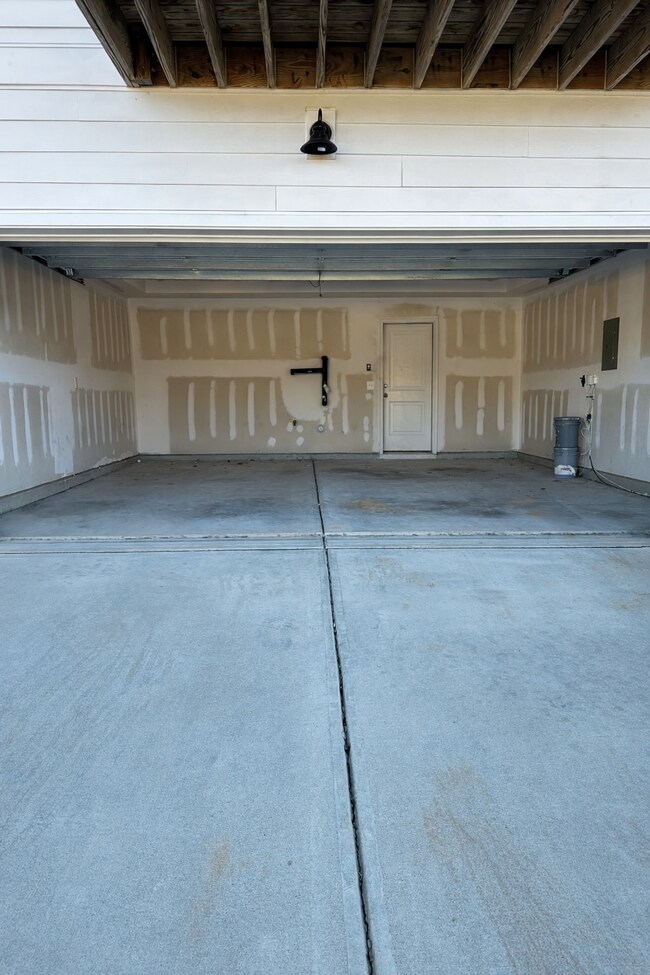 Building Photo - 1529 Kiln Ct