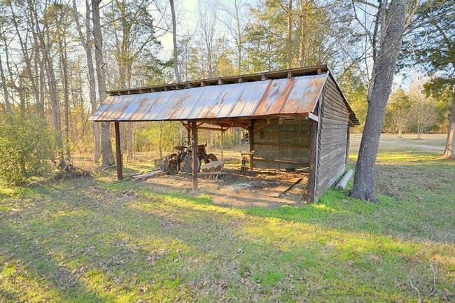 Building Photo - 7123 Gold Hill Rd