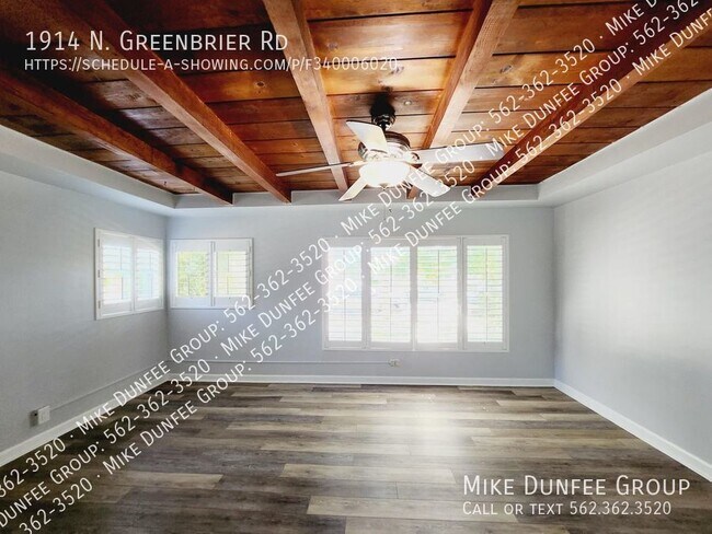 Building Photo - 1914 N Greenbrier Rd