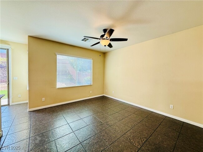 Building Photo - 275 Red Eucalyptus Dr