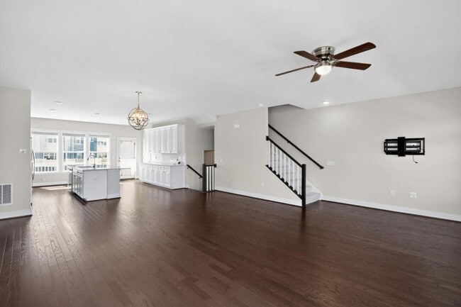 Building Photo - 17137 Branched Oak Rd