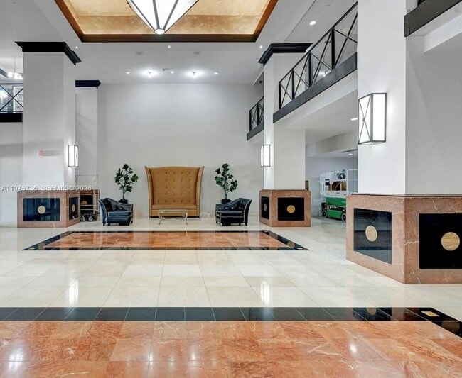 Building Photo - 555 NE 15th St