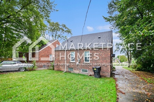 Building Photo - 18445 Teppert St