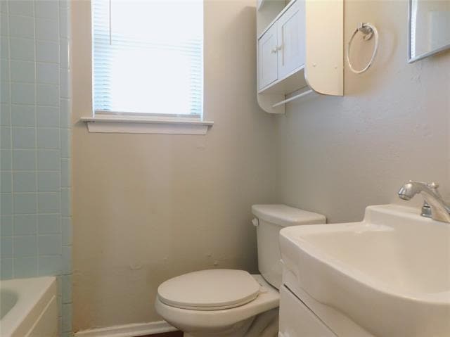 Building Photo - 1705 White Oak Ct