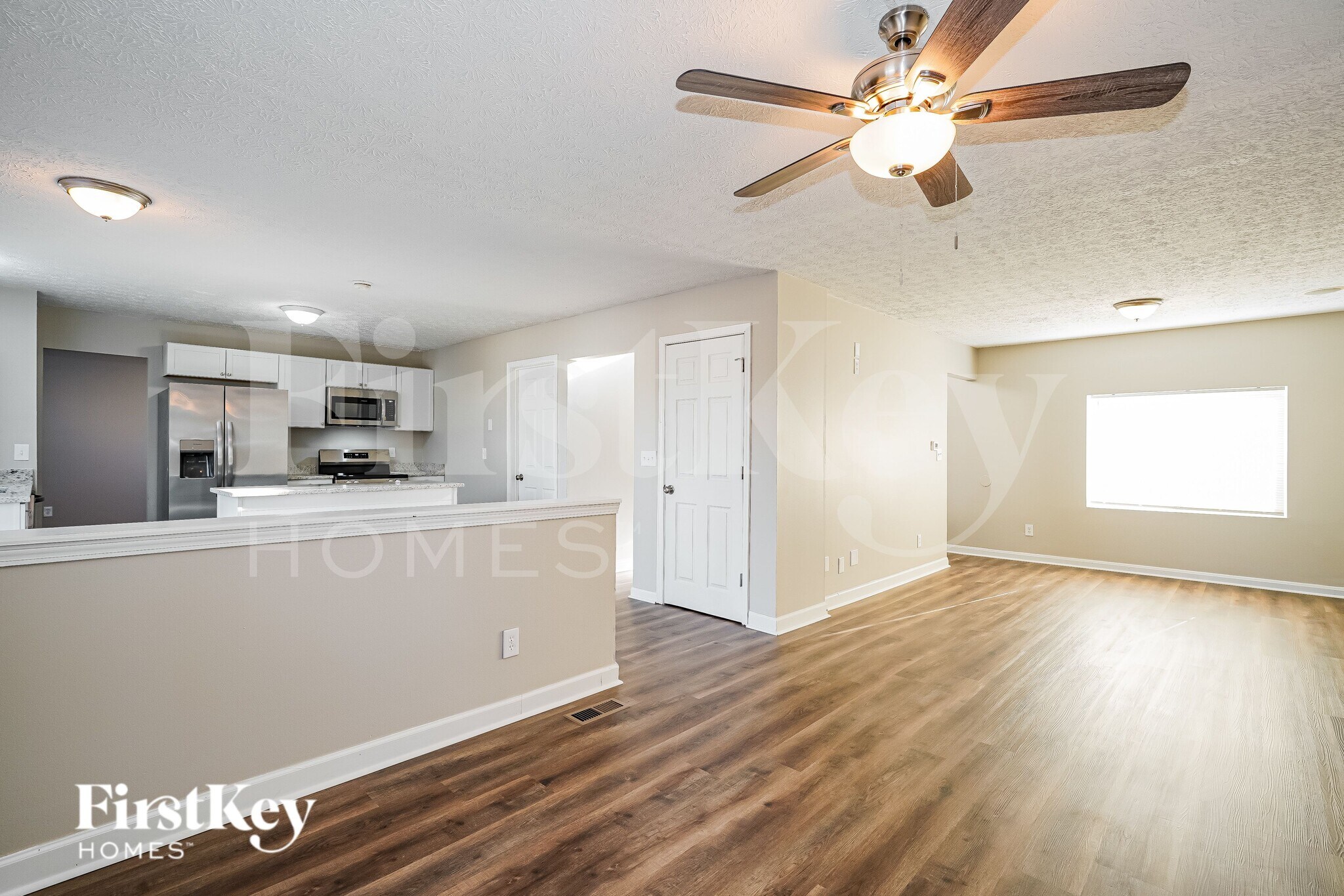 Building Photo - 2445 Linbaugh Rd