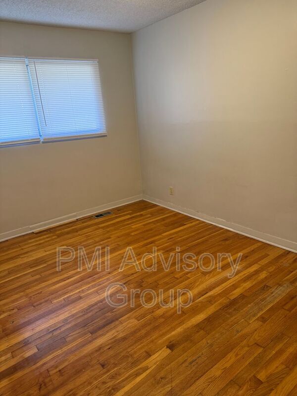 Building Photo - 1817 SW 71st Terrace