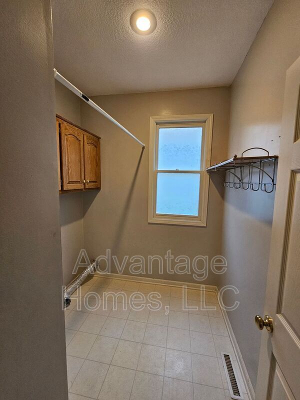 Building Photo - 14117 Parkhill Ln