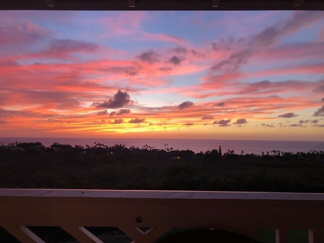 Building Photo - Spacious Ocean View 2 Bedroom condo Featuring a Loft in Kona Sea Villas