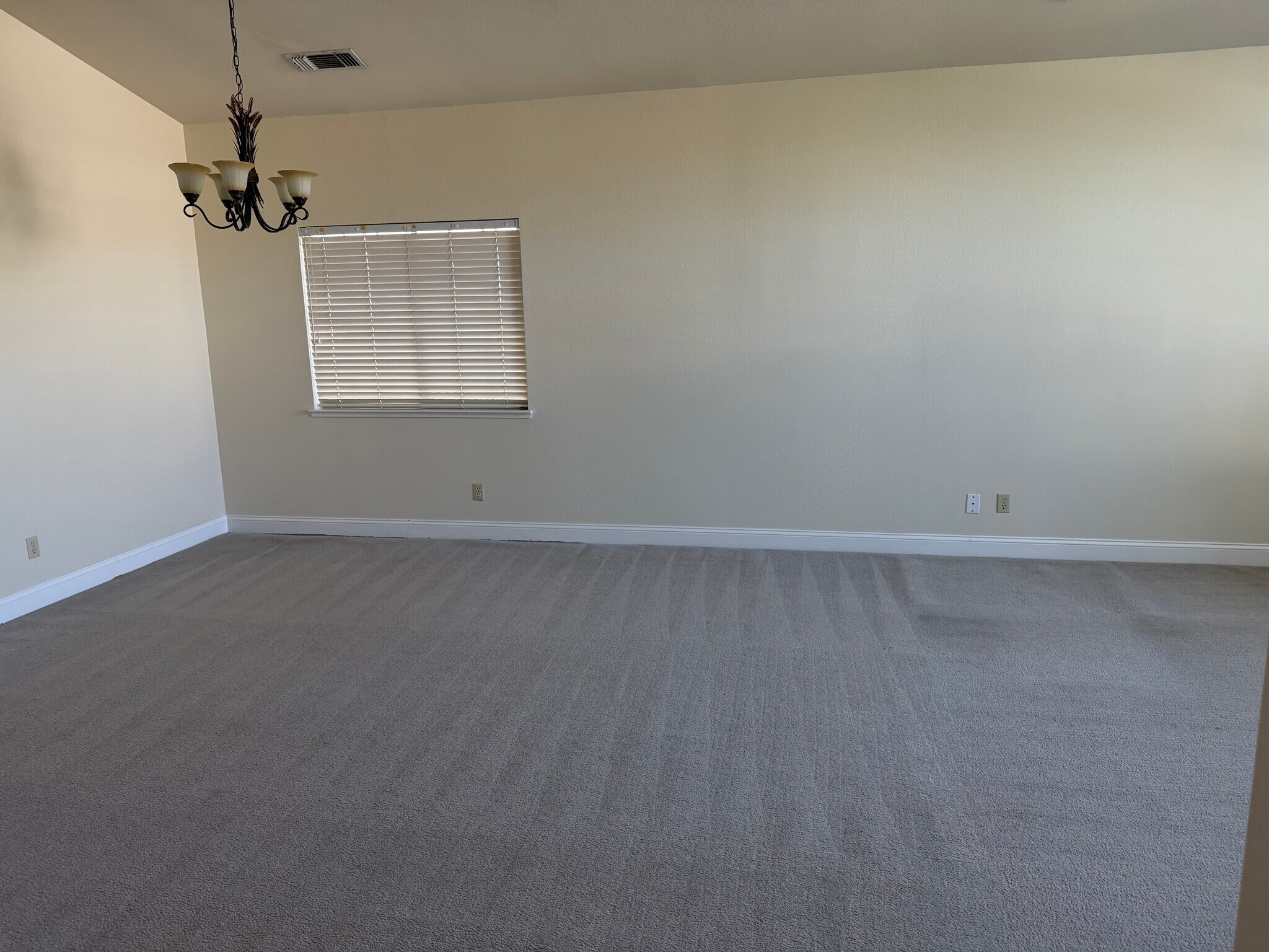 Building Photo - 4933 Charter Rd