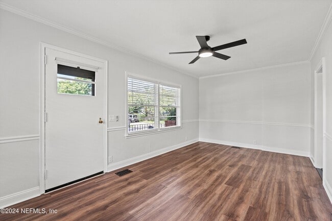 Building Photo - 1751 Dancy St