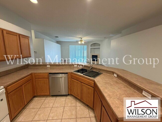 Building Photo - 4309 Hickory Stone Cir