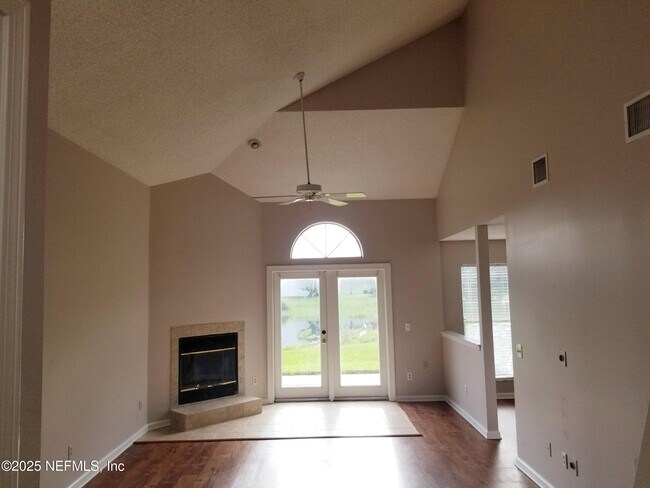 Building Photo - 2159 St Martins Dr E