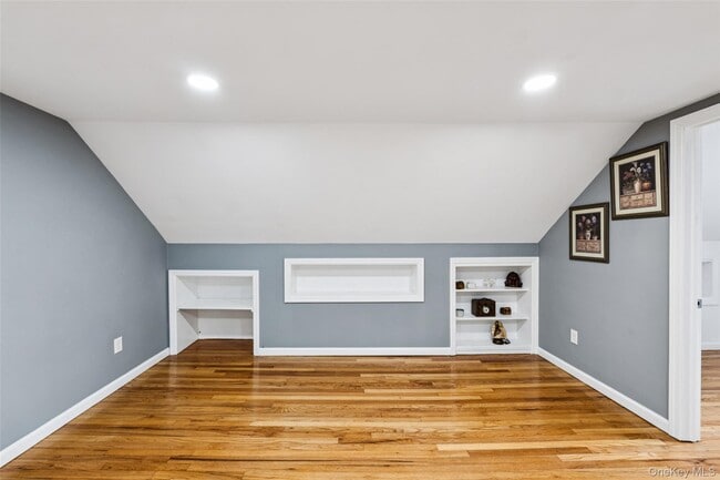 Building Photo - 24 Waterside Ave