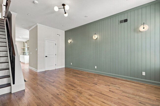 Building Photo - 2409 N 33rd St
