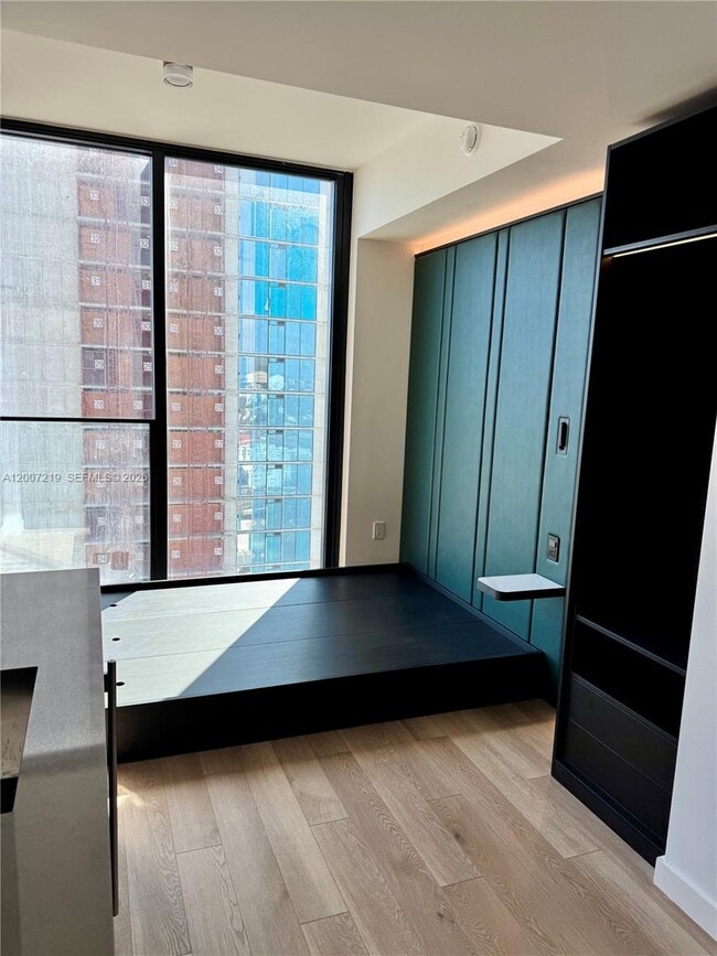 Building Photo - 20 NE 11th St