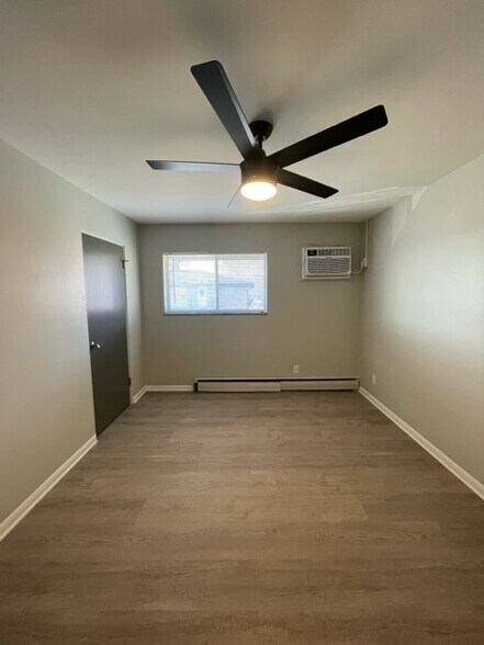 Building Photo - 1814 Aberg Ave